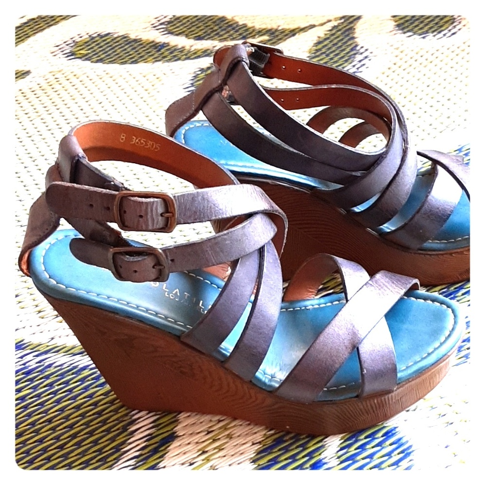 Blue wedge sandles
